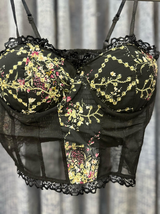 Transy Gold Lace Embroidered Corset