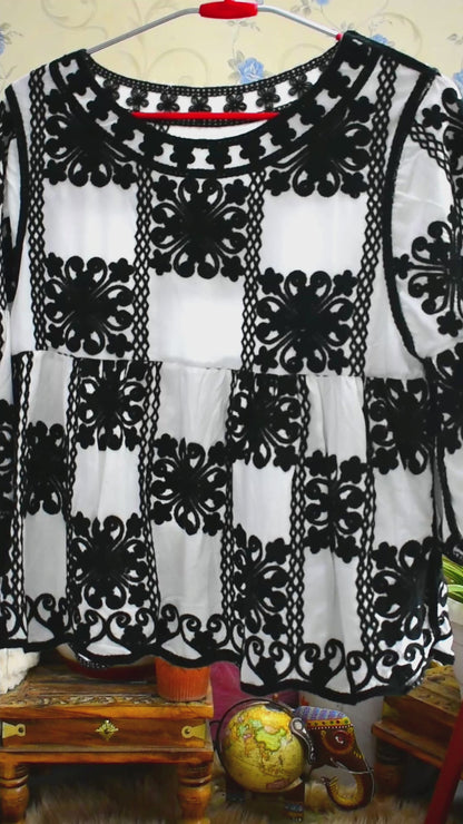 Petal Tapestry Blowse